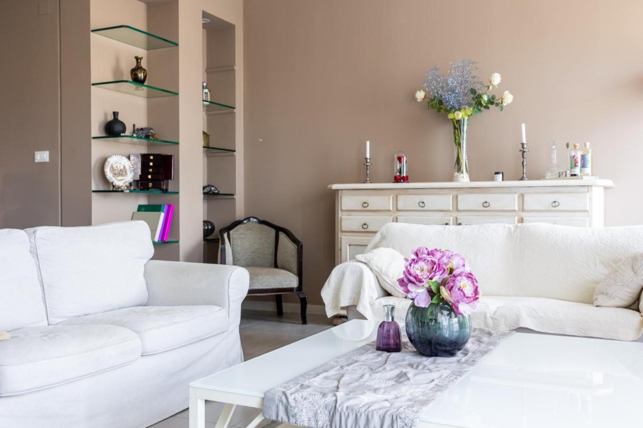 Central Suite Palermo Bagian luar foto